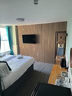 The Clarendon Hotel