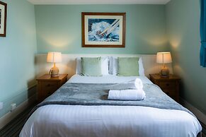 The Clarendon Hotel
