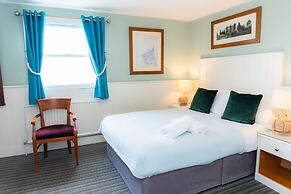 The Clarendon Hotel