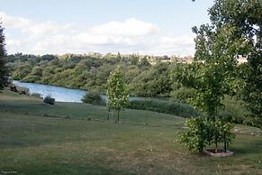 Longford Riverside Caravan Park