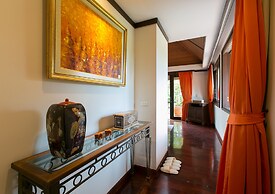 Katamanda Villa Chanti pool with gardens near Kata beach