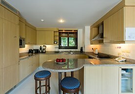 Katamanda Villa Chanti pool with gardens near Kata beach