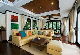Katamanda Villa Chanti pool with gardens near Kata beach