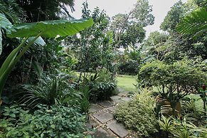 Katamanda Villa Chanti pool with gardens near Kata beach