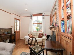 Oakman Cottage