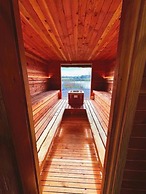 Silverwood Luxury Lodge Resort