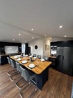 Silverwood Luxury Lodge Resort