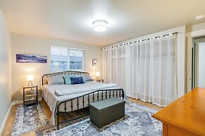 Updated Duplex Home < 1 Mi to Downtown Enumclaw!