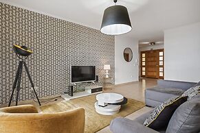 Sunny House by Homie