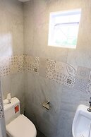 J & J Homestay
