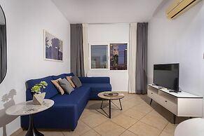Palm Beach Sea View Apt by TrulyCyprus