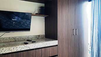 Luxurious Condo Studio 5 Minutes Beach