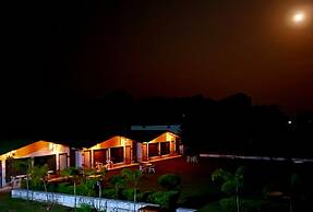 Six Seasons Resort