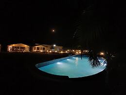 Six Seasons Resort