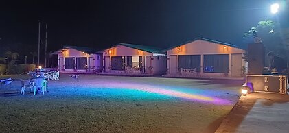 Six Seasons Resort