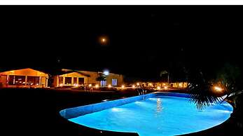 Six Seasons Resort