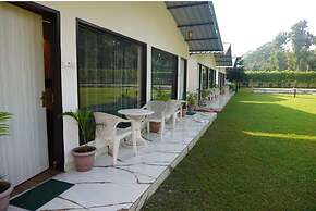 Six Seasons Resort