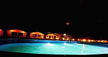 Six Seasons Resort