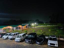 Six Seasons Resort