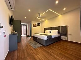 Six Seasons Resort