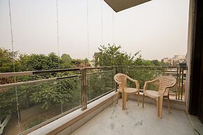 Daffodils Serviced Apartment