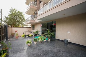 Daffodils Serviced Apartment