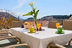 KABLAR'S SUNNY SUITES