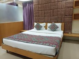 Hotel Apna Palace