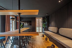 B5 Apartments