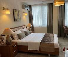 Costa Karakoy Hotel