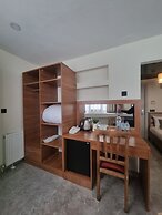 Costa Karakoy Hotel