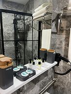 Costa Karakoy Hotel