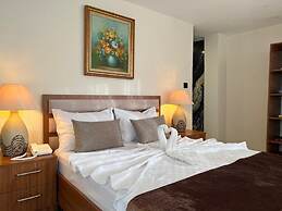 Costa Karakoy Hotel