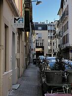 MRTN APARTMENTS & SUITES