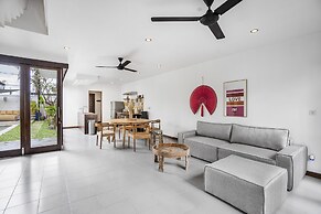 Moonlight Villa 3 by Betterplace