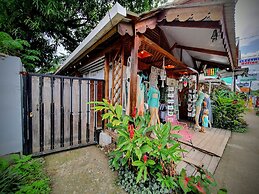 Arana House