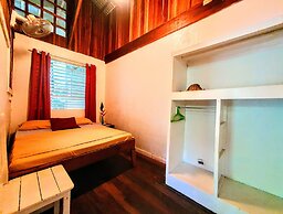 Arana House
