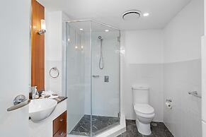Chevron Renaissance - Wow Stay