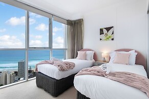 Chevron Renaissance - Wow Stay