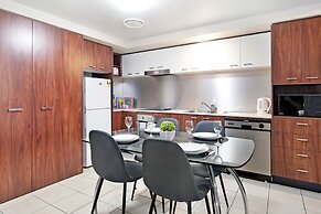 Chevron Renaissance - Wow Stay