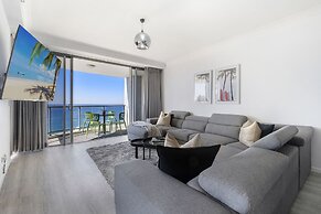 Chevron Renaissance - Wow Stay