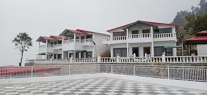 Paatli Fort Estate Resort