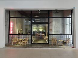 reStary Blue Dream Themed Homestay