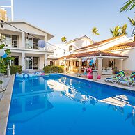 Beachfront 7BR Villa With Pool Maid Los Corales