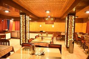 Hotel Akbar