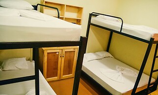 Habitat Surf Glamp