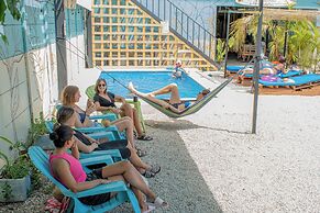 Habitat Surf Glamp