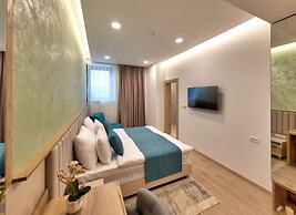 Hotel Emerald