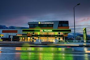 Hotel Emerald
