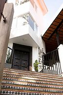 Akkandi Veedu